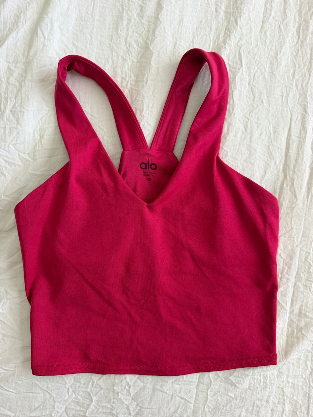 ALO Yoga Fuchsia V-Neck Sports Crop Top